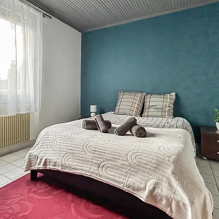Дом отдыха La Maison Tinoli Escapade Tranquille Pres D'angers