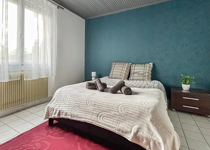 בית נופש La Maison Tinoli Escapade Tranquille Pres D'angers